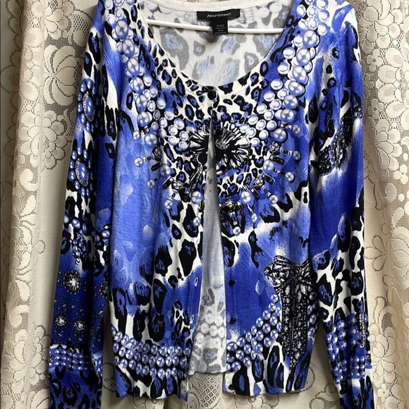 Ashley Stewart Sweaters - Ashley Stewart Women's animal print button down sweater